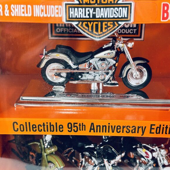 Harley Davidson 7 Piece Collectible 95th Anniversary Edition Die Cast set 1:18 - Picture 3 of 10